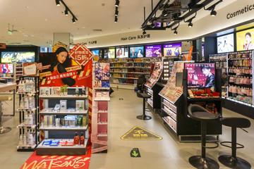 日化用品店 化妝品零售的新趨勢與運(yùn)營策略